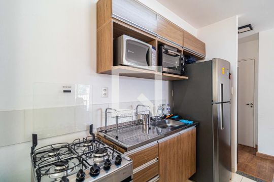Cozinha de apartamento à venda com 3 quartos, 67m² em Jardim Monte Kemel, São Paulo