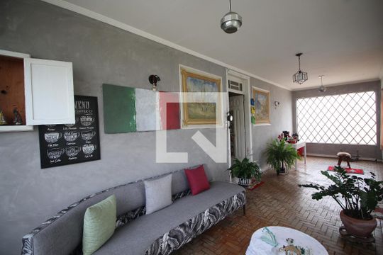 Hall de entrada de casa à venda com 3 quartos, 1330m² em Vila Albertina, São Paulo