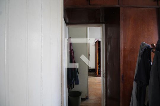 Quarto 1 de casa à venda com 3 quartos, 1330m² em Vila Albertina, São Paulo