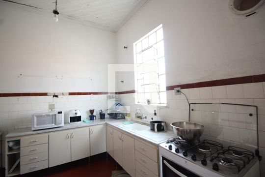 Cozinha de casa à venda com 3 quartos, 1330m² em Vila Albertina, São Paulo