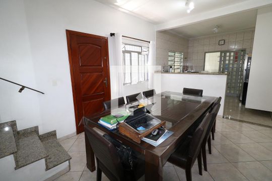 Sala de Jantar de casa à venda com 3 quartos, 150m² em Vila Sabrina, São Paulo