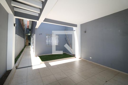 Garagem de casa à venda com 3 quartos, 150m² em Vila Sabrina, São Paulo