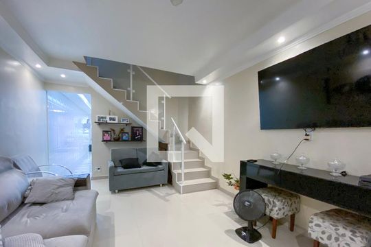 Sala de casa à venda com 3 quartos, 125m² em Parque Savoy City, São Paulo