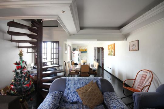 Sala 1 de casa à venda com 4 quartos, 256m² em Paulicéia, São Bernardo do Campo