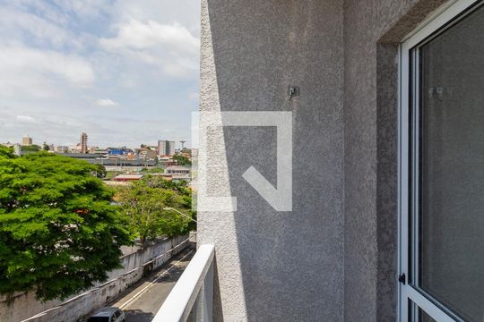 Varanda Quarto 1 de apartamento para alugar com 2 quartos, 42m² em Parque Paineiras, São Paulo