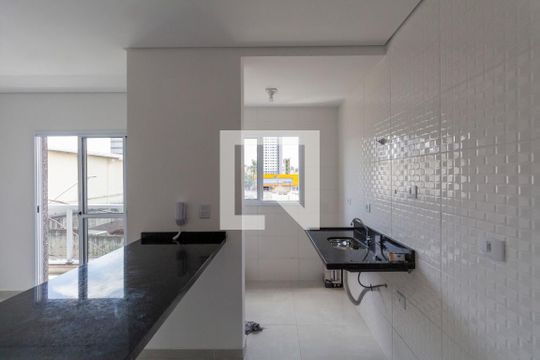 Sala e Cozinha Integrada de apartamento para alugar com 2 quartos, 42m² em Parque Paineiras, São Paulo