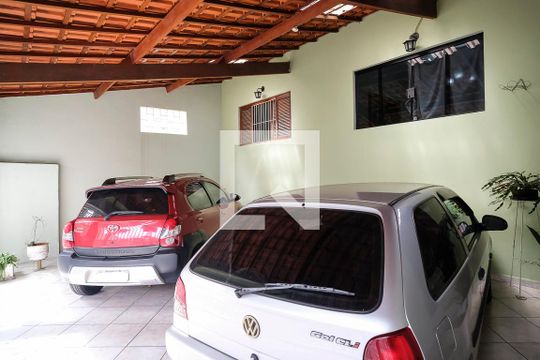 Garagem de casa à venda com 5 quartos, 400m² em Santa Maria, São Caetano do Sul