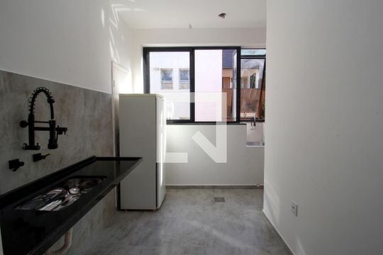 Cozinha de apartamento para alugar com 3 quartos, 105m² em Santo Antônio, Belo Horizonte