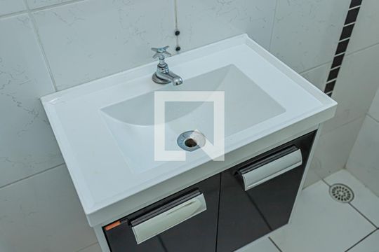Lavabo de casa à venda com 3 quartos, 130m² em Vila Mangalot, São Paulo