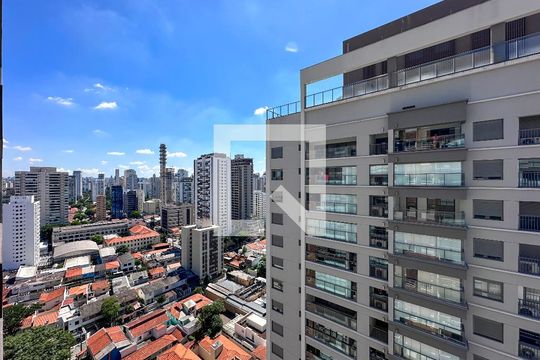 Vista de apartamento para alugar com 2 quartos, 69m² em Jardim das Acacias, São Paulo