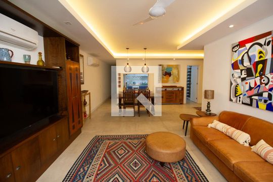 Detalhe da sala 1 de apartamento para alugar com 4 quartos, 150m² em Ipanema, Rio de Janeiro