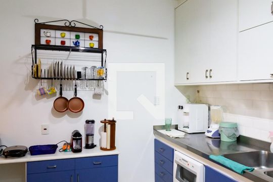 Detalhe da cozinha de apartamento para alugar com 4 quartos, 150m² em Ipanema, Rio de Janeiro