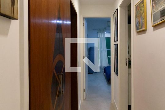 Corredor de apartamento para alugar com 4 quartos, 150m² em Ipanema, Rio de Janeiro