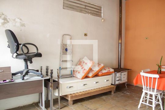 Garagem de casa à venda com 2 quartos, 110m² em Liberdade, Novo Hamburgo