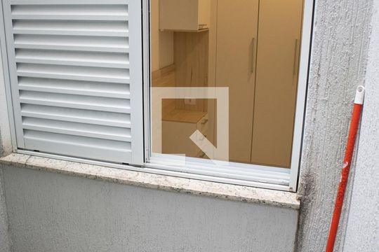 Cozinha e Área de Serviço de apartamento para alugar com 1 quarto, 32m² em Vila Gustavo, São Paulo