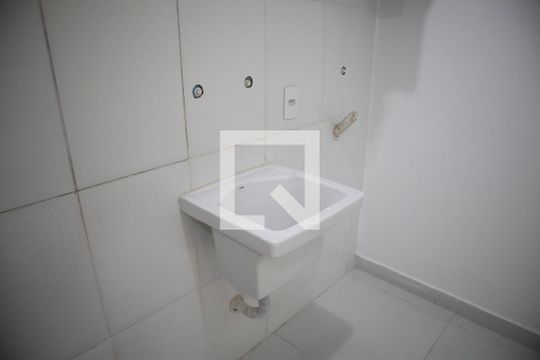 Cozinha e Área de Serviço de apartamento para alugar com 1 quarto, 32m² em Vila Gustavo, São Paulo
