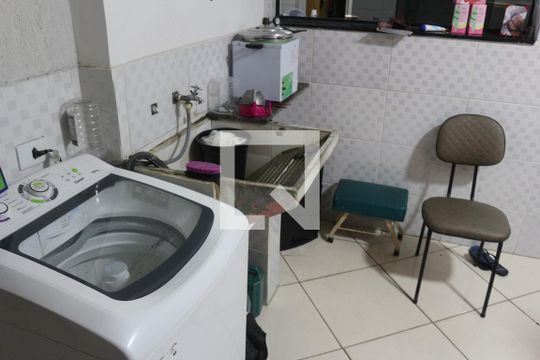 Lavanderia de casa à venda com 3 quartos, 140m² em Santo Antônio, São Caetano do Sul