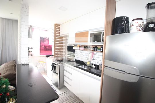 Cozinha de apartamento para alugar com 2 quartos, 48m² em Quintino Bocaiúva, Rio de Janeiro