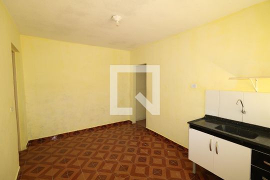 Cozinha de casa para alugar com 1 quarto, 32m² em Parque Edu Chaves, São Paulo