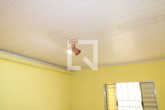 Quarto de casa para alugar com 1 quarto, 32m² em Parque Edu Chaves, São Paulo