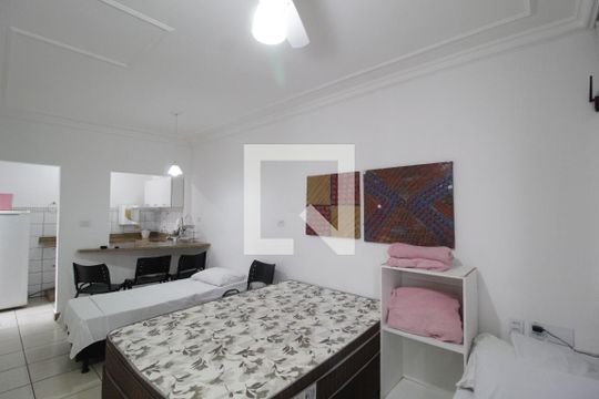 Quarto 1 de kitnet/studio para alugar com 1 quarto, 40m² em Patrimônio, Uberlândia