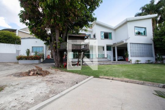 Fachada de casa à venda com 4 quartos, 520m² em Bandeirantes (pampulha), Belo Horizonte