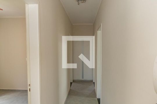 Corredor de casa à venda com 3 quartos, 230m² em Jardim Flamboyant, Campinas