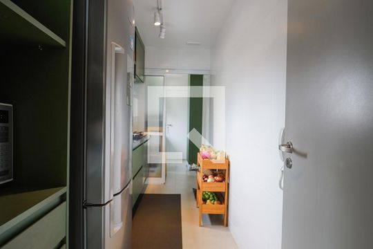 Cozinha de apartamento para alugar com 2 quartos, 122m² em Alto da Lapa, São Paulo