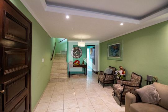 Sala de casa à venda com 3 quartos, 135m² em Santo Amaro, São Paulo