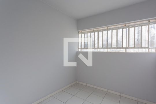 Quarto de apartamento para alugar com 1 quarto, 50m² em Lagoinha, Belo Horizonte