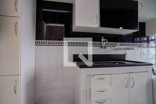 Cozinha de apartamento à venda com 2 quartos, 50m² em Fonseca, Niterói