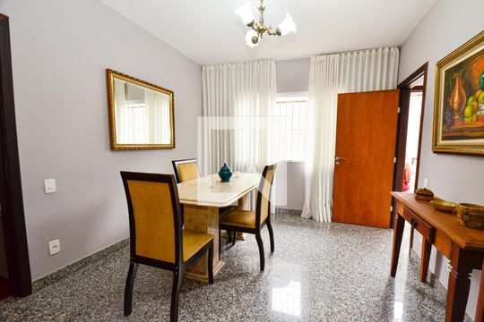 Copa de casa à venda com 4 quartos, 150m² em Concórdia, Belo Horizonte