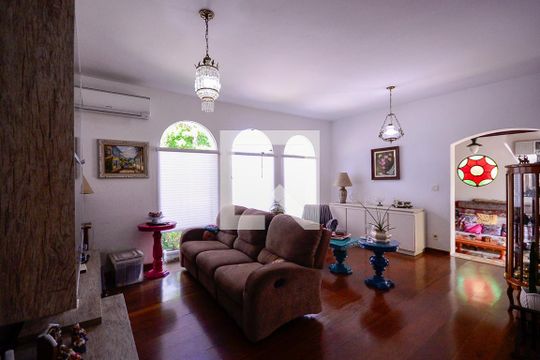 Sala Principal  de casa para alugar com 3 quartos, 300m² em Vila da Saúde, São Paulo