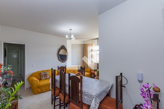 Sala de apartamento à venda com 2 quartos, 90m² em Carlos Prates, Belo Horizonte