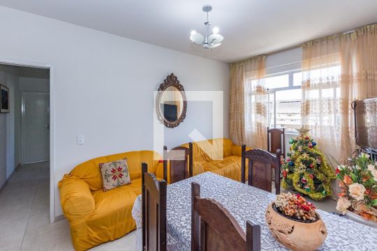 Sala de apartamento à venda com 2 quartos, 90m² em Carlos Prates, Belo Horizonte