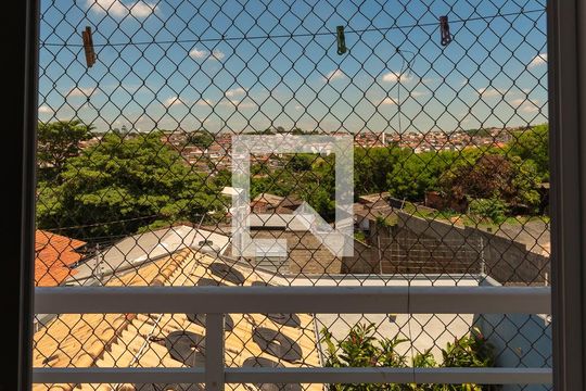 Vista do Quarto de casa à venda com 4 quartos, 300m² em Jardim Yeda, Campinas