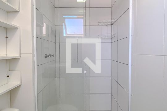 Banheiro da Suíte de apartamento para alugar com 1 quarto, 30m² em Brás, São Paulo