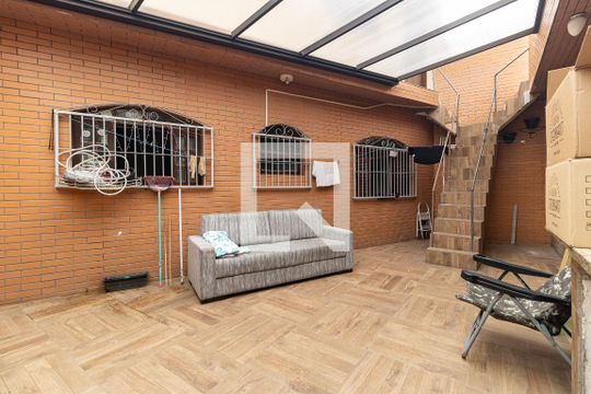 Quintal de casa à venda com 2 quartos, 240m² em Sacomã, São Paulo