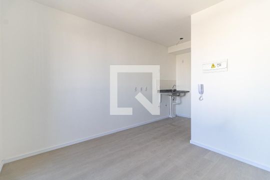 Quarto de kitnet/studio à venda com 1 quarto, 18m² em Vila Moraes, São Paulo