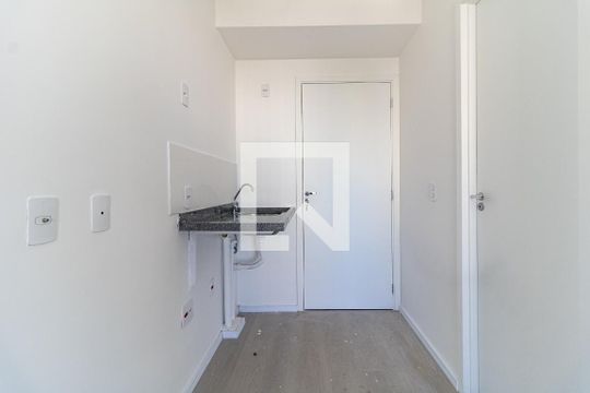 Cozinha de kitnet/studio à venda com 1 quarto, 18m² em Vila Moraes, São Paulo