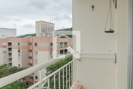 Varanda de apartamento para alugar com 2 quartos, 59m² em Jardim Carvalho, Porto Alegre