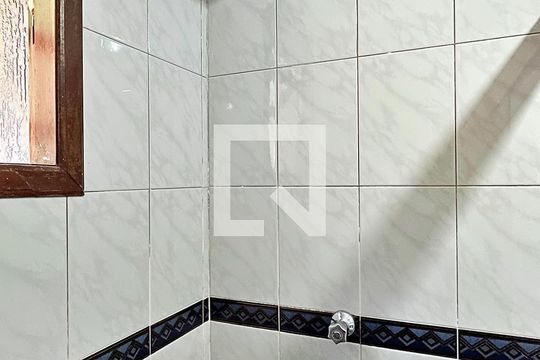 Banheiro da Suíte de casa à venda com 3 quartos, 264m² em Jardim Santa Cecilia, Guarulhos
