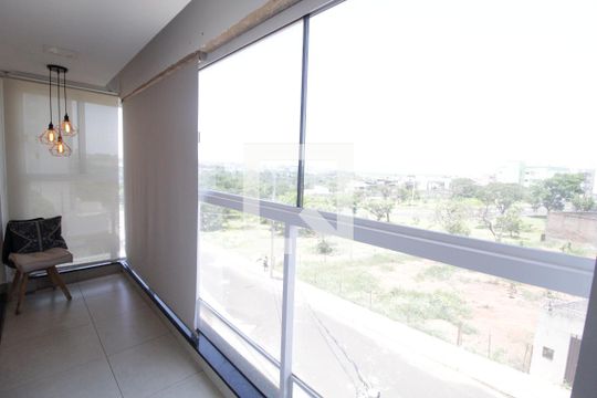 Vista da Sala de apartamento para alugar com 2 quartos, 61m² em Aclimação, Uberlândia