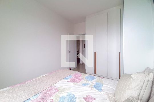 Quarto 2 de apartamento para alugar com 2 quartos, 76m² em Barra da Tijuca, Rio de Janeiro