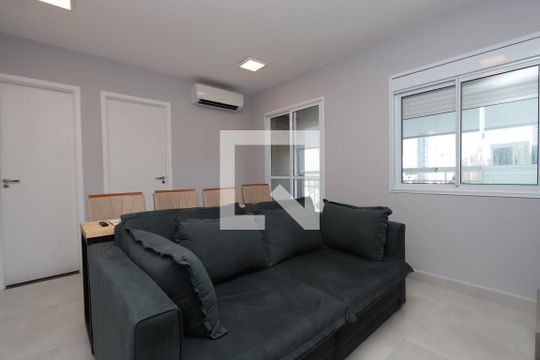 Sala de apartamento para alugar com 1 quarto, 41m² em Parque da Vila Prudente, São Paulo