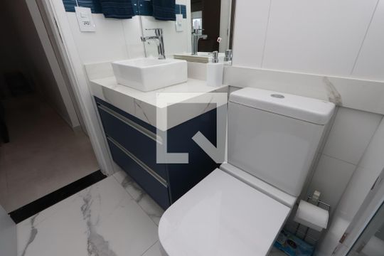 Banheiro de apartamento para alugar com 1 quarto, 41m² em Parque da Vila Prudente, São Paulo