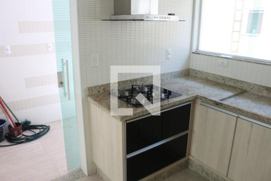 Cozinha de casa à venda com 6 quartos, 205m² em Santa Paula, São Caetano do Sul