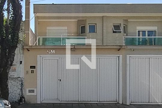 Fachada de casa à venda com 6 quartos, 205m² em Santa Paula, São Caetano do Sul