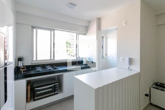 Cozinha e Área de Serviço de apartamento à venda com 2 quartos, 60m² em Santo Antônio, Belo Horizonte