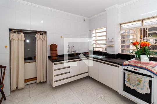 Cozinha (Casa 2) de casa à venda com 8 quartos, 360m² em Vila Gomes Cardim, São Paulo
